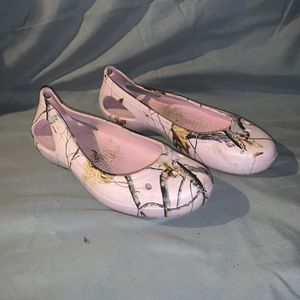 Pink camo crocs